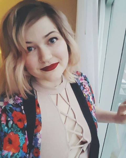 AC4A7EE8-D150-4E78-9E19-17FC190B28CC