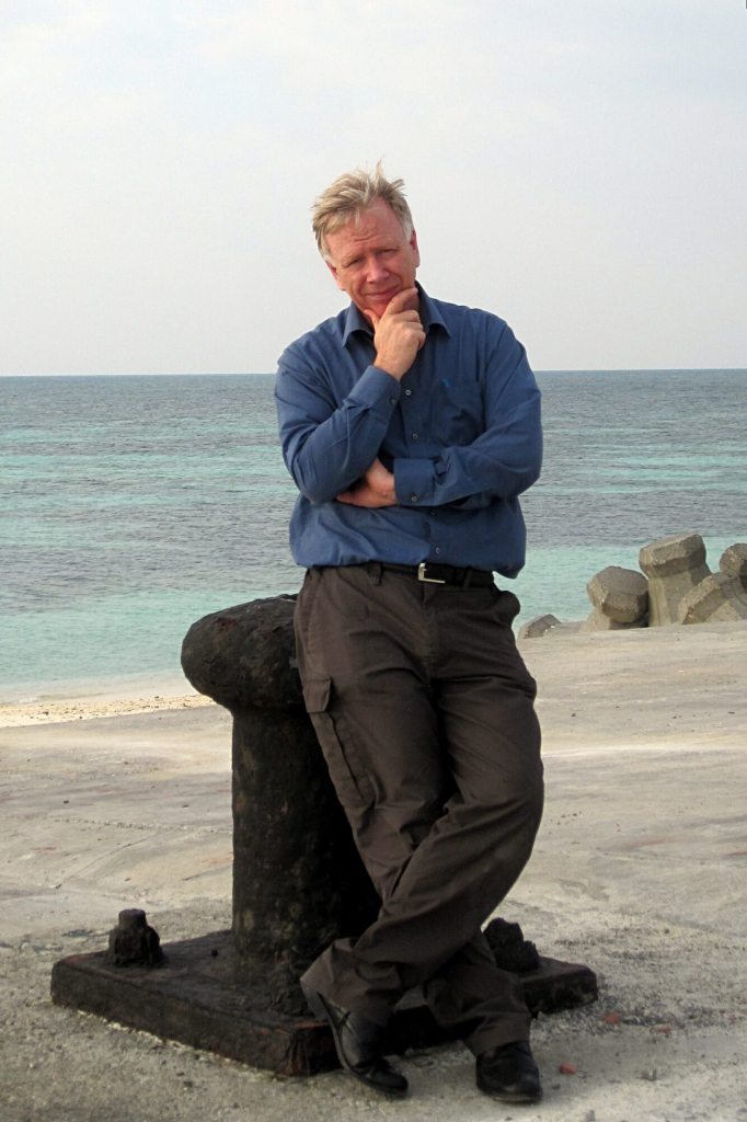 HH-Author-pic-dongsha-island