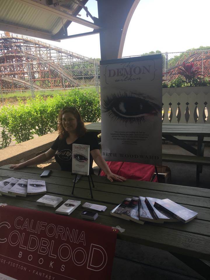 35402482_1015206231981487_3248706012789604352_n