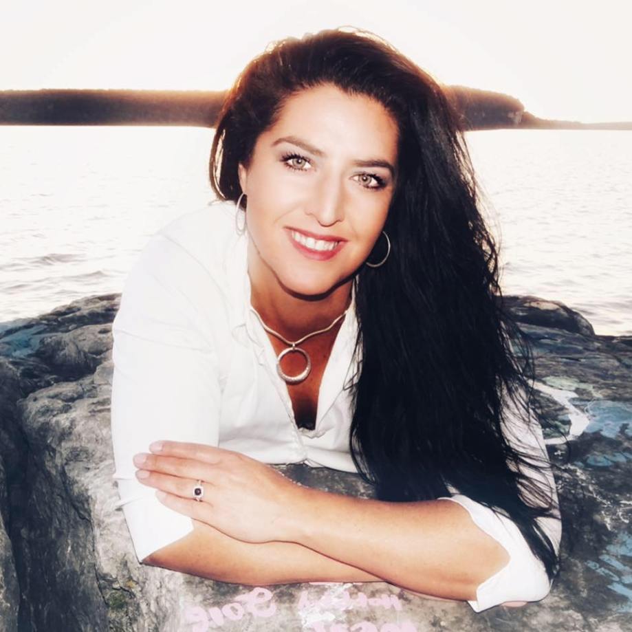 22549628_324876814589167_4976406606218209287_n